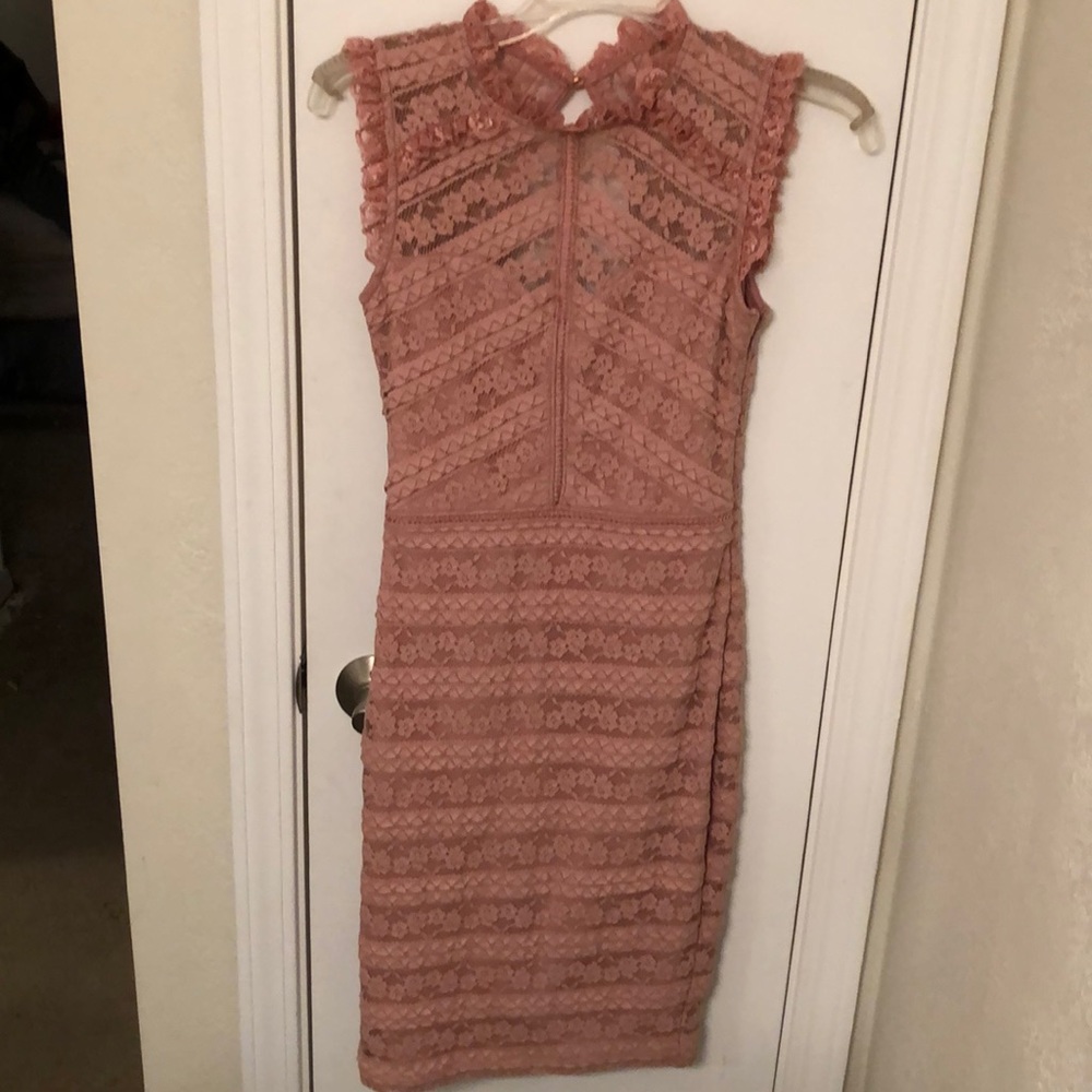 Blush/dusty rose lacey bodycon dress